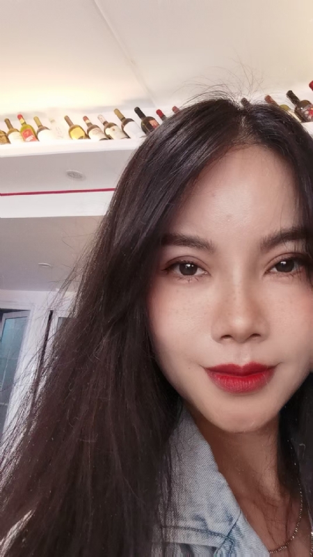 甜以待人的第一张照片--深圳相亲服务中心