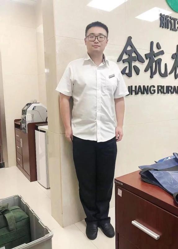 君临天下的第二张照片--深圳相亲服务中心