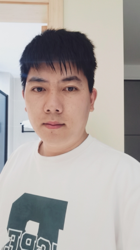单男寻夫妻交友的第一张照片--深圳相亲服务中心