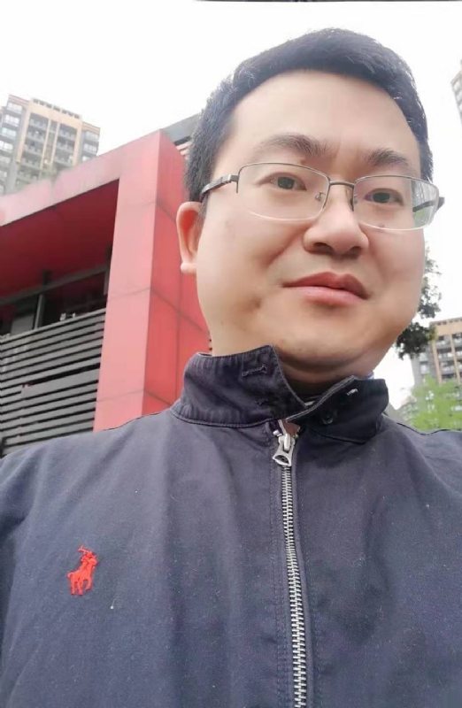 学海的第一张照片--深圳相亲服务中心