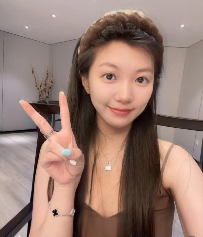 歌谣的第一张照片--深圳相亲服务中心