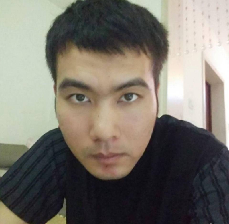 哭泣的小三的第一张照片--深圳相亲服务中心