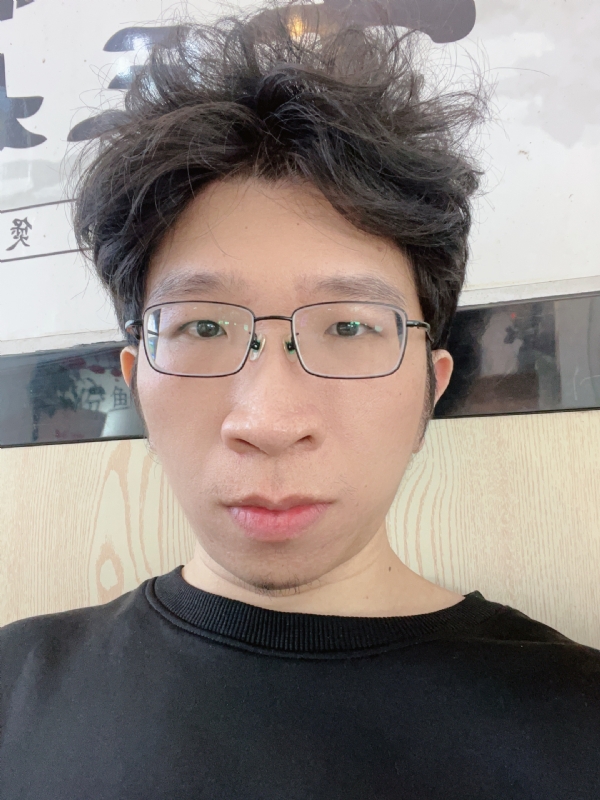 熬鹰的第一张照片--深圳相亲服务中心