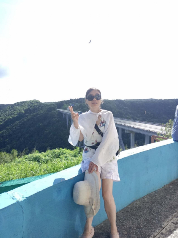 Jolan的第二张照片--深圳相亲服务中心