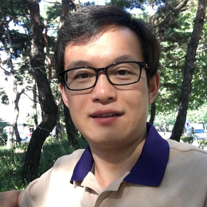 煜煜生辉的第一张照片--深圳相亲服务中心