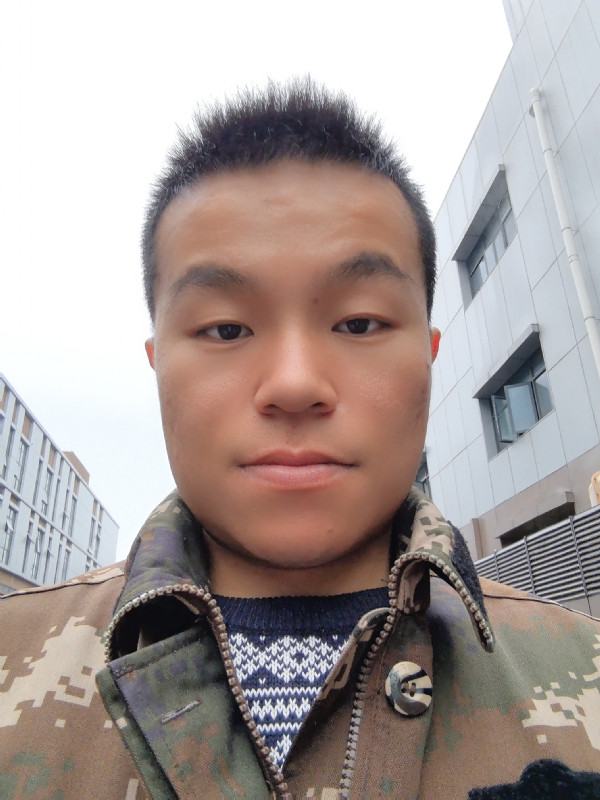 赵彦的第二张照片--深圳相亲服务中心