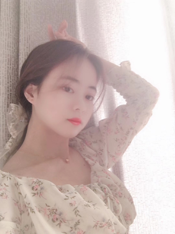 泡芙的第五张照片--深圳相亲服务中心