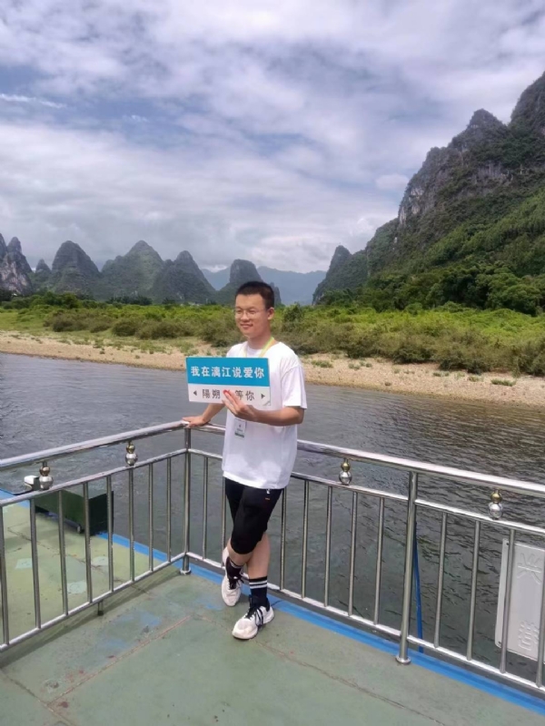 决胜时刻的第一张照片--深圳相亲服务中心