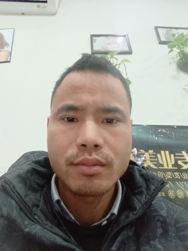 liuliyong的第一张照片--深圳相亲服务中心
