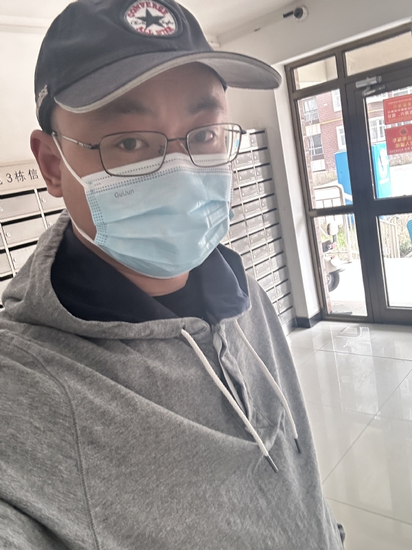 冰的第一张照片--深圳相亲服务中心