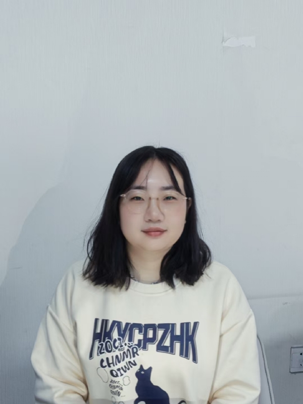 雪舞的第一张照片--深圳相亲服务中心