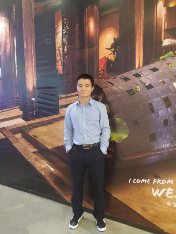 梧桐枫叶的第一张照片--深圳相亲服务中心