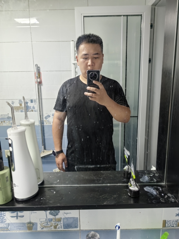 孙老师儿的第二张照片--深圳相亲服务中心