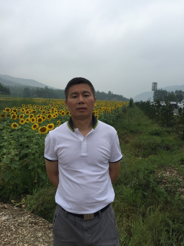 爱拼才会赢的大叔的第二张照片--深圳相亲服务中心
