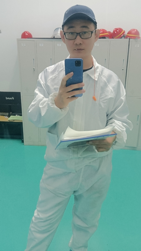 黑黑一笑的第四张照片--深圳相亲服务中心
