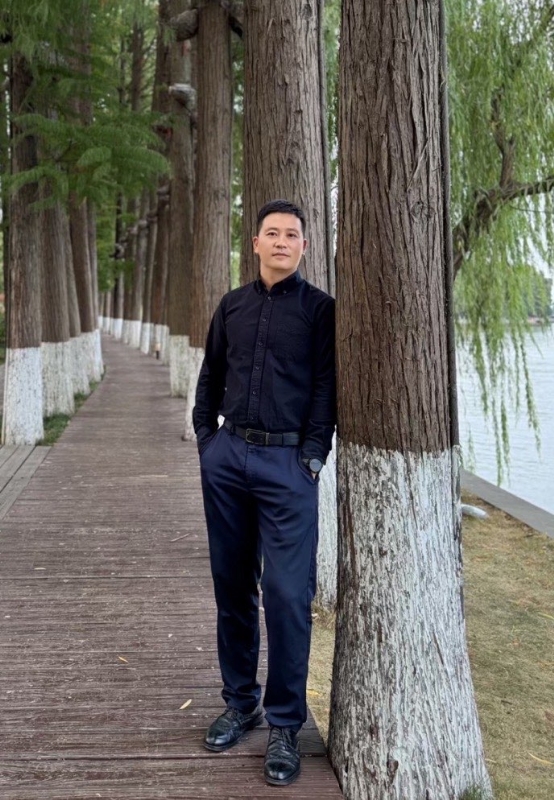 澤朔的第一张照片--深圳相亲服务中心