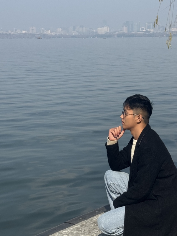 不二的第二张照片--深圳相亲服务中心