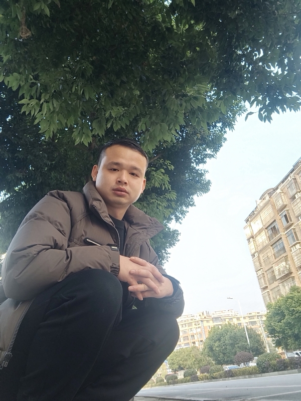 诗和远方的第一张照片--深圳相亲服务中心