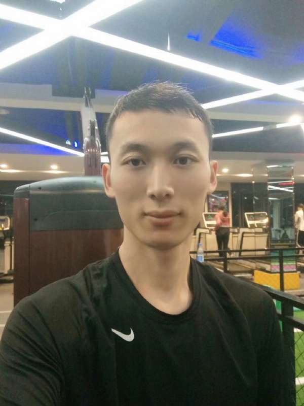 青松的第一张照片--深圳相亲服务中心