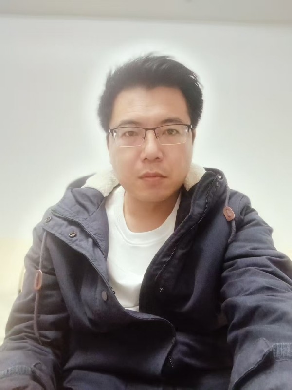 大哥哥的第一张照片--深圳相亲服务中心