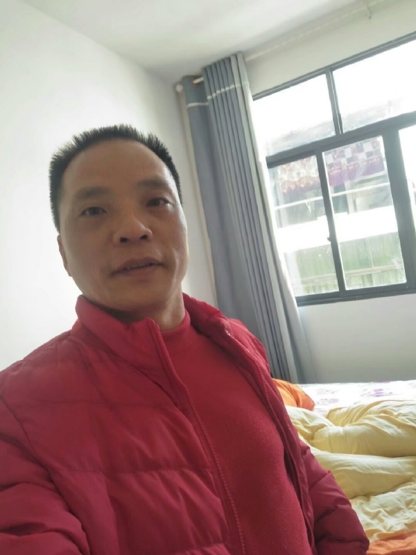 真诚征婚的第一张照片--深圳相亲服务中心
