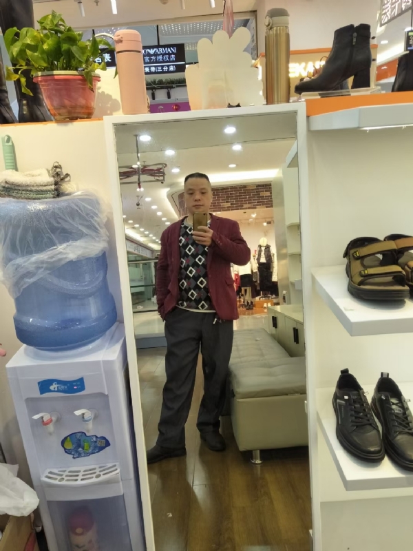 真诚征婚的第四张照片--深圳相亲服务中心