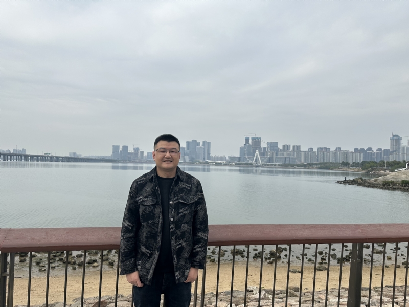 修卡的第一张照片--深圳相亲服务中心