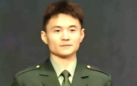 两年又三年的第一张照片--深圳相亲服务中心