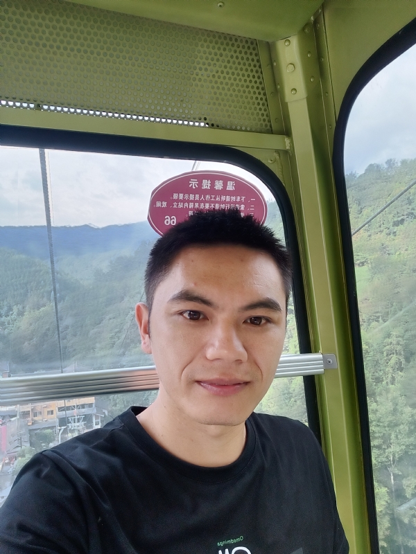 小鱼的第一张照片--深圳相亲服务中心
