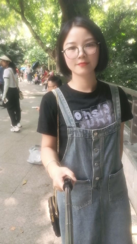 如燕的第二张照片--深圳相亲服务中心