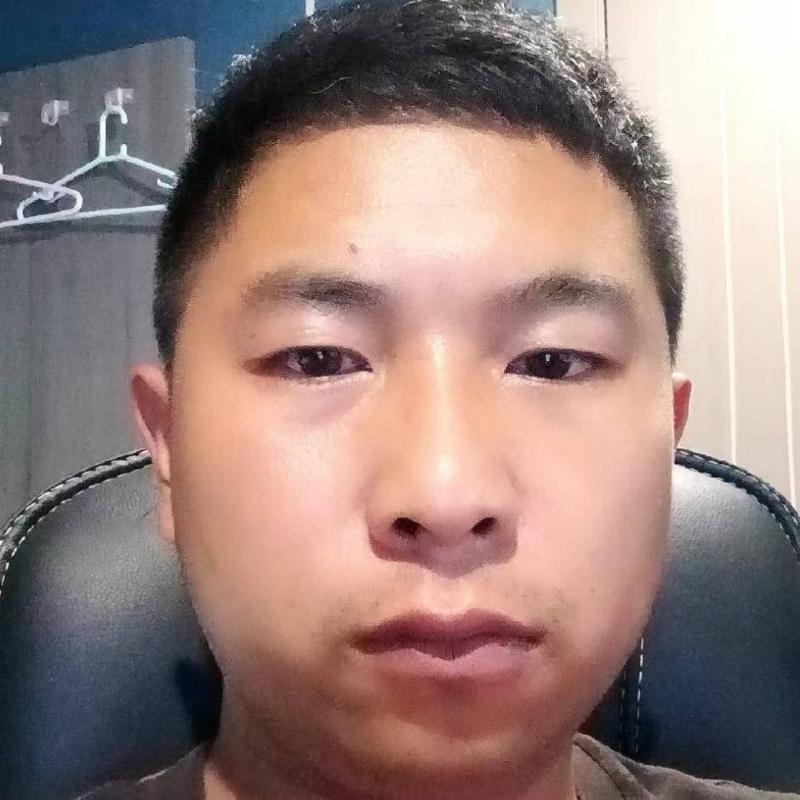 孤独的人的第一张照片--深圳相亲服务中心