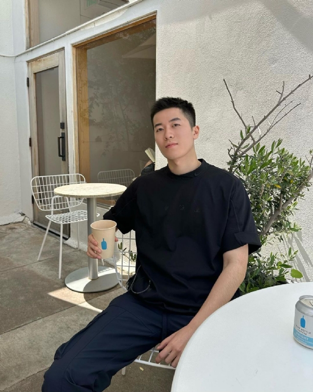 VV的第二张照片--深圳相亲服务中心