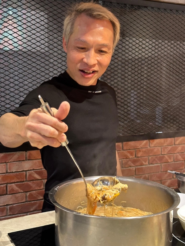刁民的第一张照片--深圳相亲服务中心