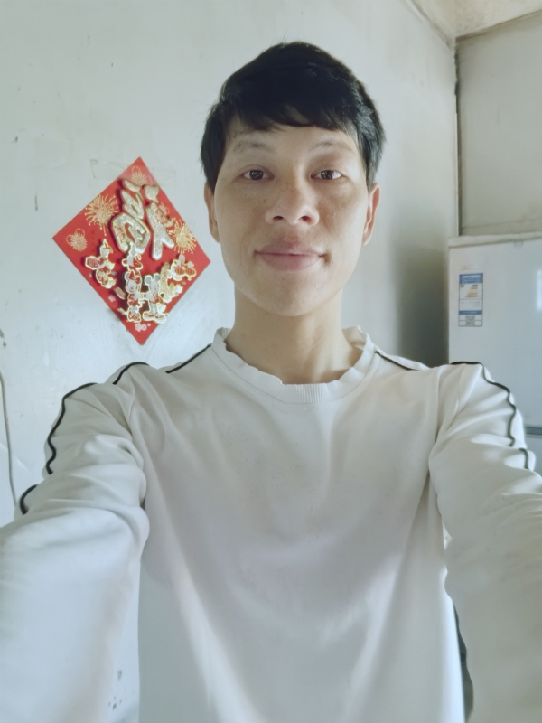 夏风微凉的第一张照片--深圳相亲服务中心