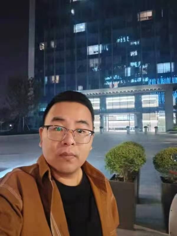 少康的第一张照片--深圳相亲服务中心