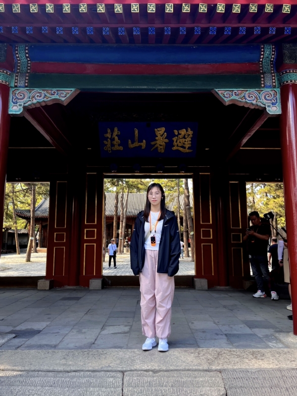 小柒的第二张照片--深圳相亲服务中心