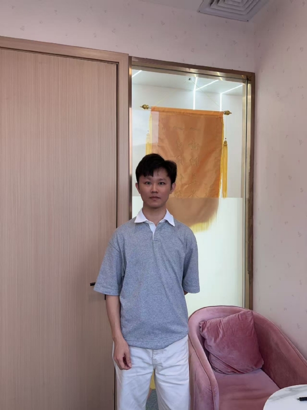 小叶子的第一张照片--深圳相亲服务中心