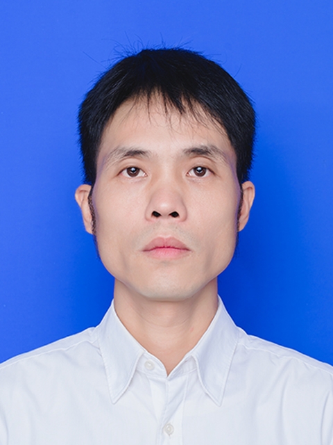 魅力中年的第一张照片--深圳相亲服务中心