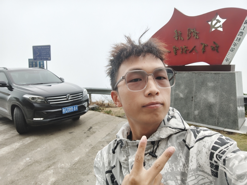 六十一的第一张照片--深圳相亲服务中心