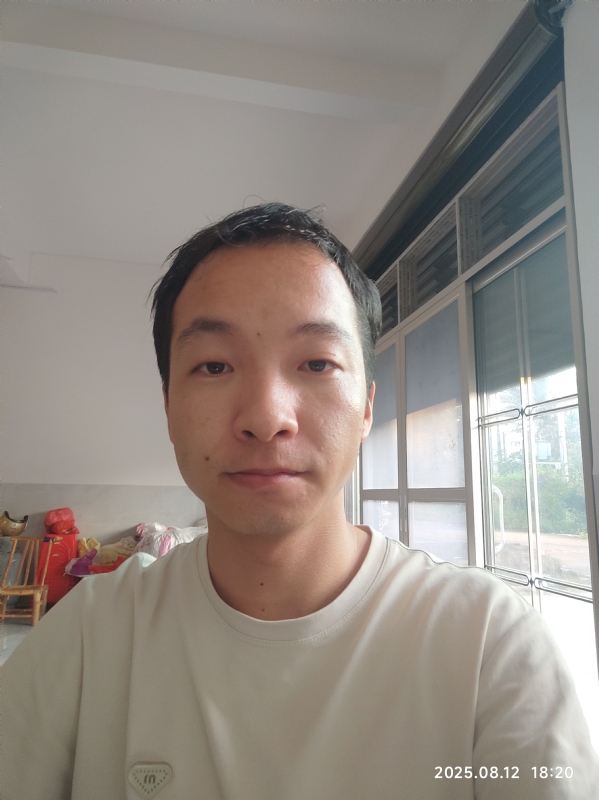 杨培鑫的第一张照片--深圳相亲服务中心