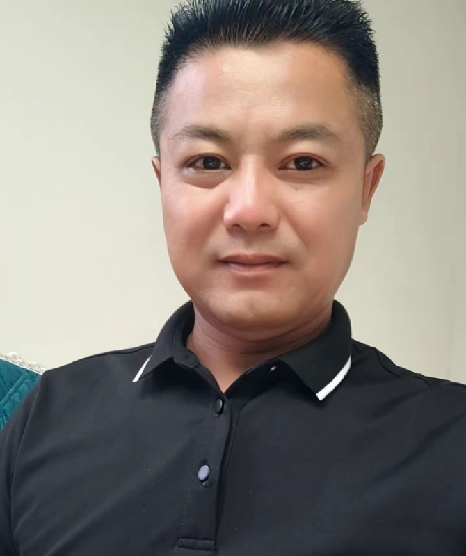 落日的第一张照片--深圳相亲服务中心