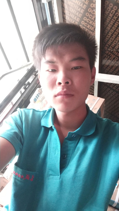 平凡的第一张照片--深圳相亲服务中心