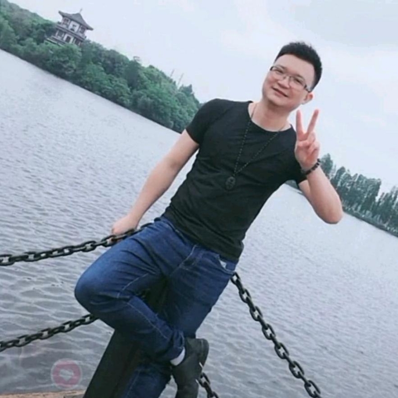 lg营的第二张照片--深圳相亲服务中心