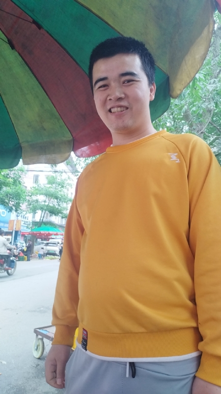 海中寻花柳的第一张照片--深圳相亲服务中心