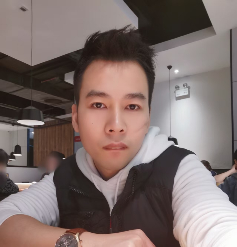 思明的第一张照片--深圳相亲服务中心