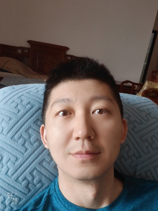 大千的第一张照片--深圳相亲服务中心