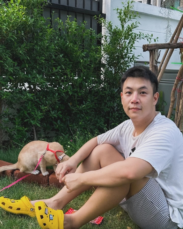 呱呱的第一张照片--深圳相亲服务中心