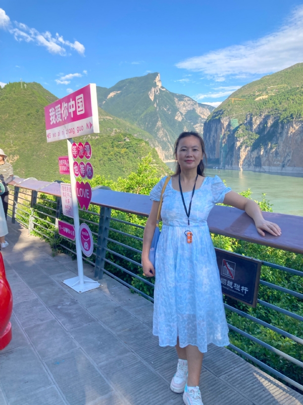 君81的第五张照片--深圳相亲服务中心