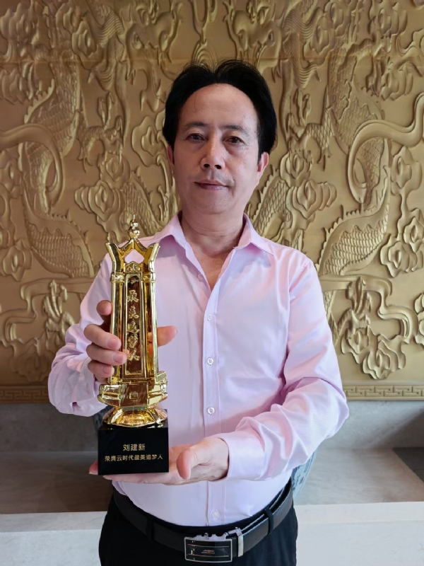 青春有你的第二张照片--深圳相亲服务中心