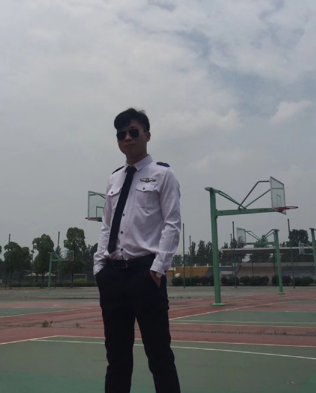 小贺的第一张照片--深圳相亲服务中心